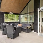 5 Star In Dronningmølle