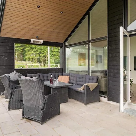 5 Star In Dronningmølle